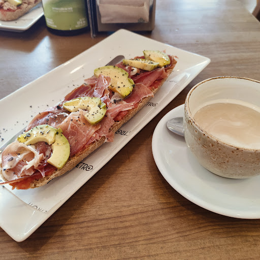 Detroit Murcia Hacienda “Más Que Desayunos” - Thumbnail