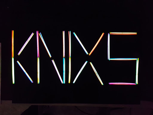 KNIXS - Visual