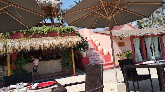 Pink Coco Sunset Resto & Bar