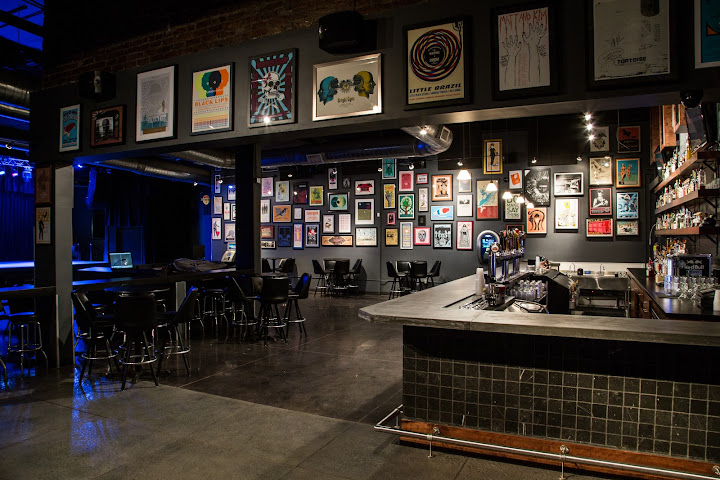 The Waiting Room Lounge by null