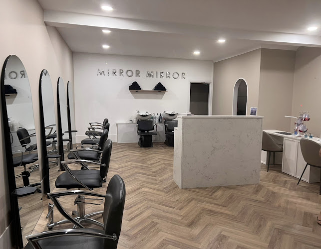 Mirror Mirror Hair & Beauty Findon - Worthing