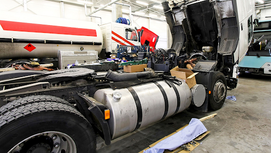 Heck's Diesel Tech featured image