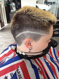 Photo n°29 de style coiffure à Lille (Salon de coiffure)