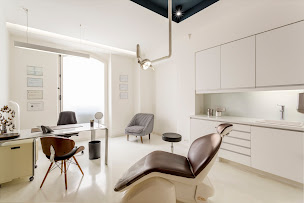 Photo n°26 de ML Esthetics - Médecine Esthétique et Laser à Paris à Paris (Centre d'amincissement)