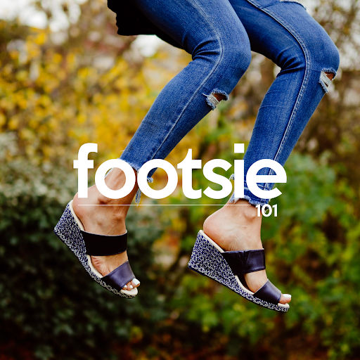 Footsie 101 - Thumbnail