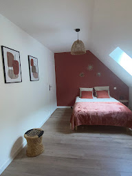 Photo n°10 de Les chambres de Christelle & Gilbert à Arcisses (Chambre d'hôtes)