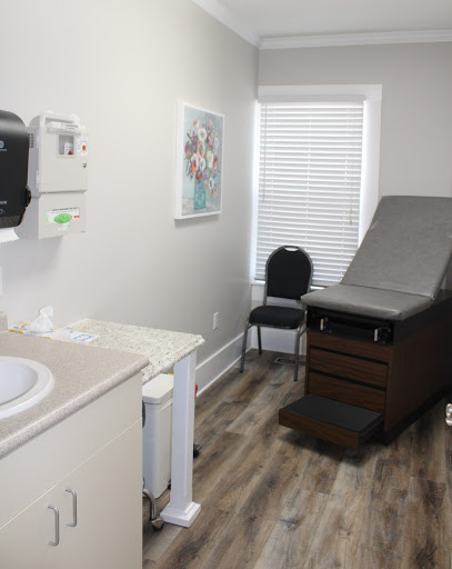 Divine Family Wellness + Urgent Care - Thumbnail