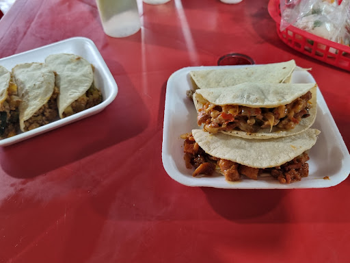 Tortas Y Tacos El Gallo - Thumbnail