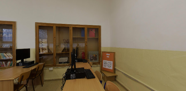 Stredná odborná škola obchodu a služieb Samuela Jurkoviča - Bratislava