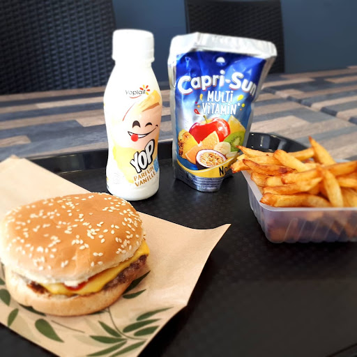 Photo 2 - Le Central Snack