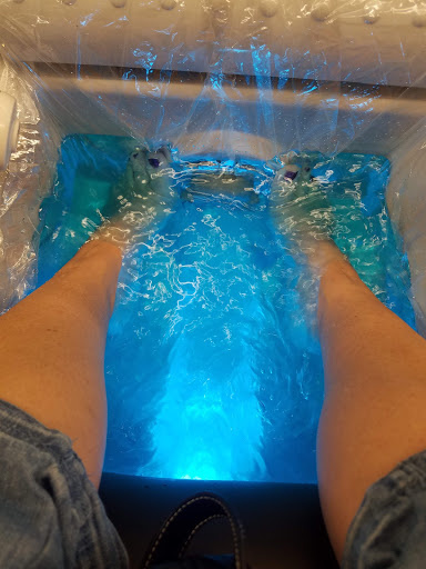 V Solar Nails-N-Spa