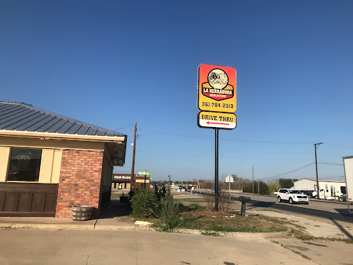 La Herradura Mexican Restaurant @ Three Rivers, Tx