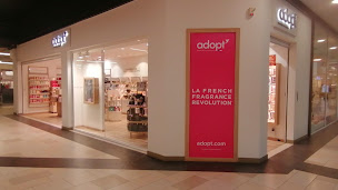 Photo n°1 de Adopt Parfums à La Couronne (Boutique de santé et beauté)