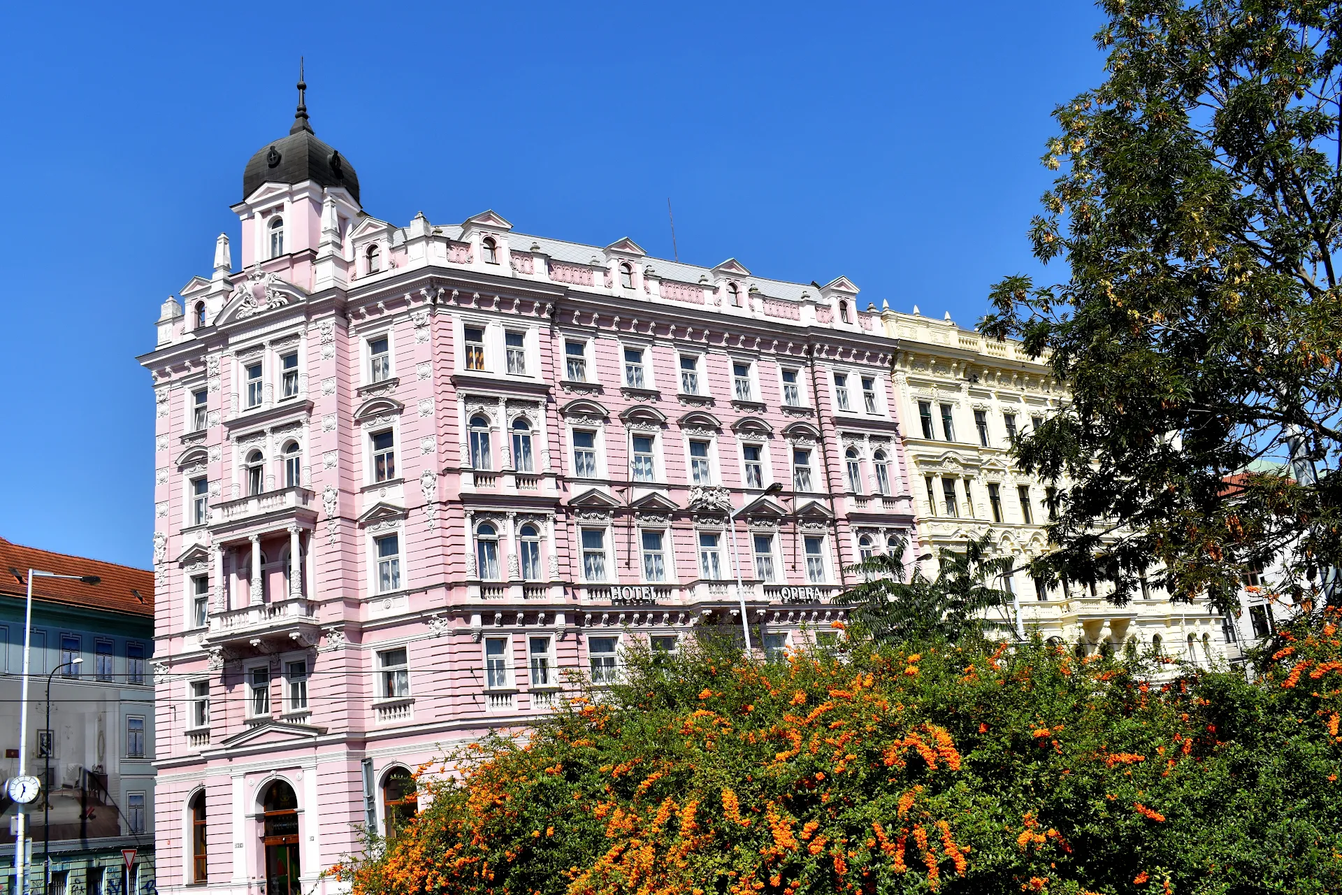 Hotel Opera