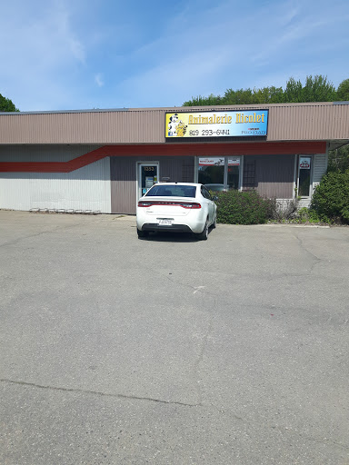 Nicolet Pet Store