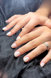 Photo n°1 de Care By.C à Mehun-sur-Yèvre (Institut de beauté)