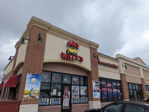 Fat Willy's - Visual