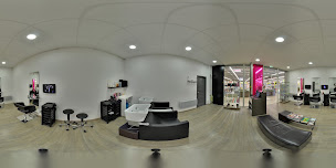 Photo n°21 de YBC Coiffure à Bruguières (Salon de coiffure)