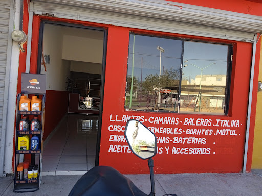 LOS PARRENSES (Comida, antojos y souvenirs).