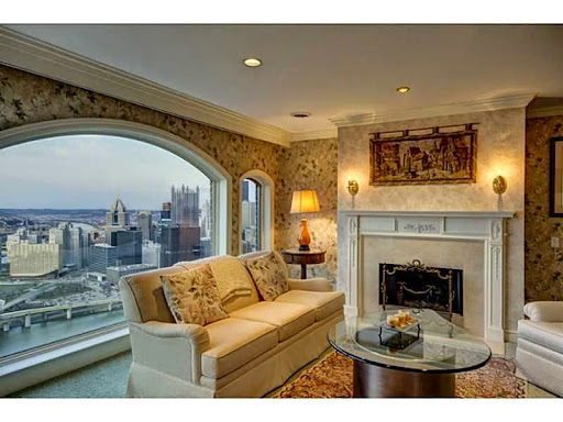 Kristin Daugherty, Realtor
