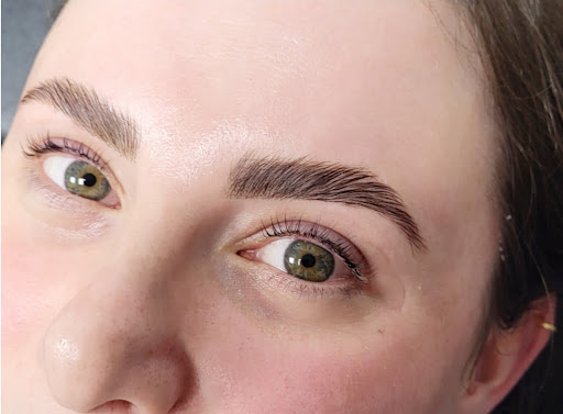 Donnas Nails & Beauty