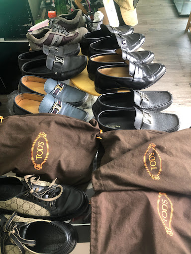 Blvckout Shoe Shining Store