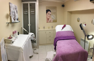 Photo n°3 de Camille Albane - Coiffeur Opio à Opio (Institut de beauté)