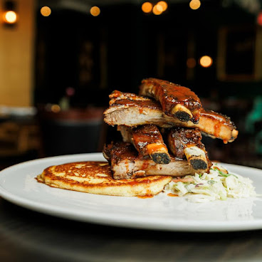 Golden Thyme Restaurant & Bar by null