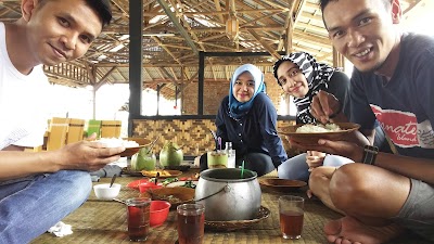 Photos of Teh Sari