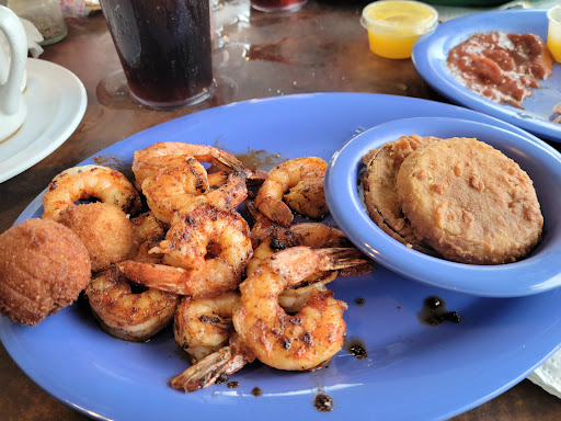 Family Coastal Restaurant Gallery - United States