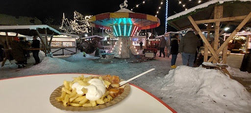Wochenmarkt auf dem Kirchplatz