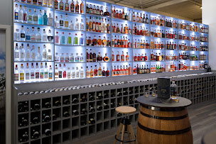 Photo n°13 de VERSUS | Vins & Spiritueux à Geispolsheim (Magasin de vins et spiritueux)