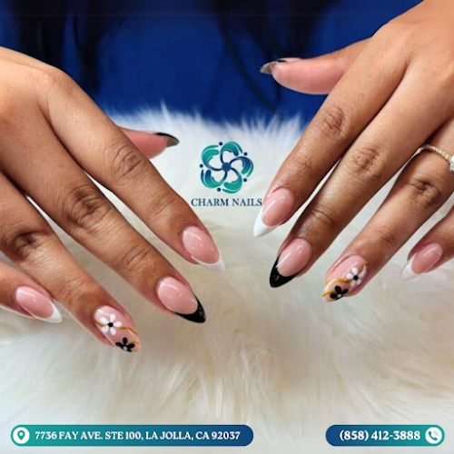 Charm Nails interior view