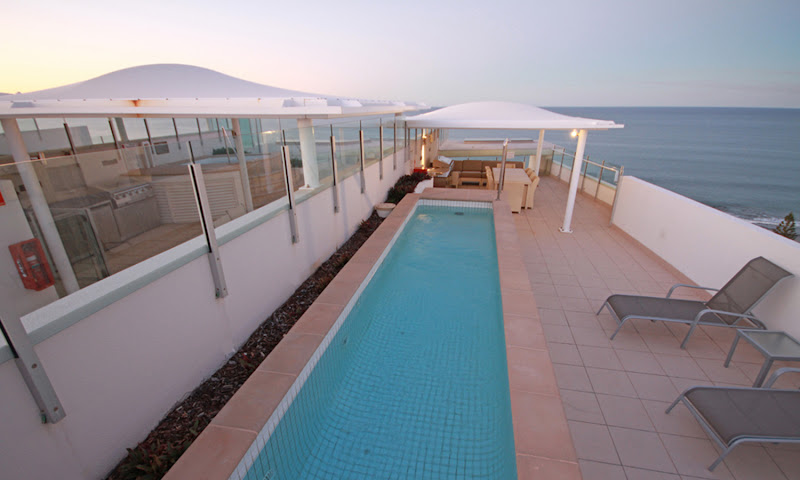 Oceans Mooloolaba Beach by null