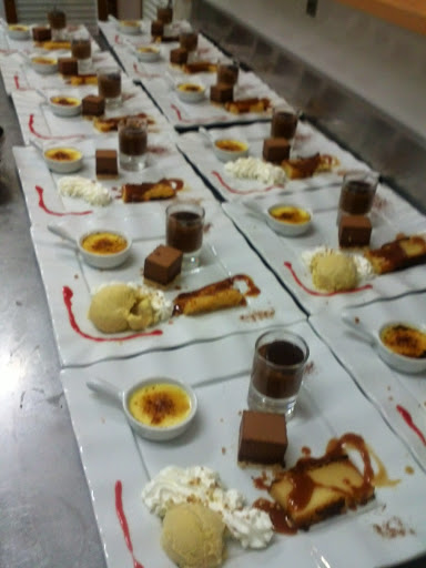 Photo 3 - Le verre et l 'assiette