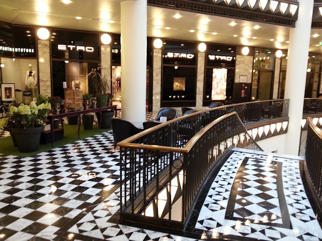 Departmentstore Quartier 206 KG