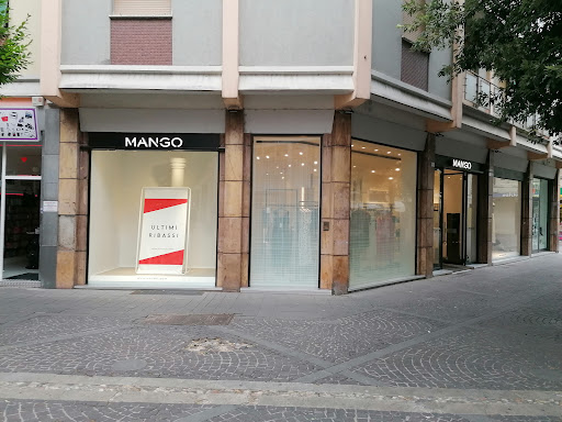 Mango Terni - Visual