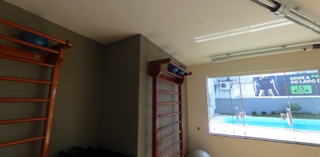 Número de telefone de Academia R2