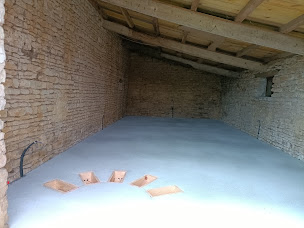 Photo n°4 de La Cave du P'tit Bouche à Chaillé-les-Marais (Boutique d'objets à collectionner)