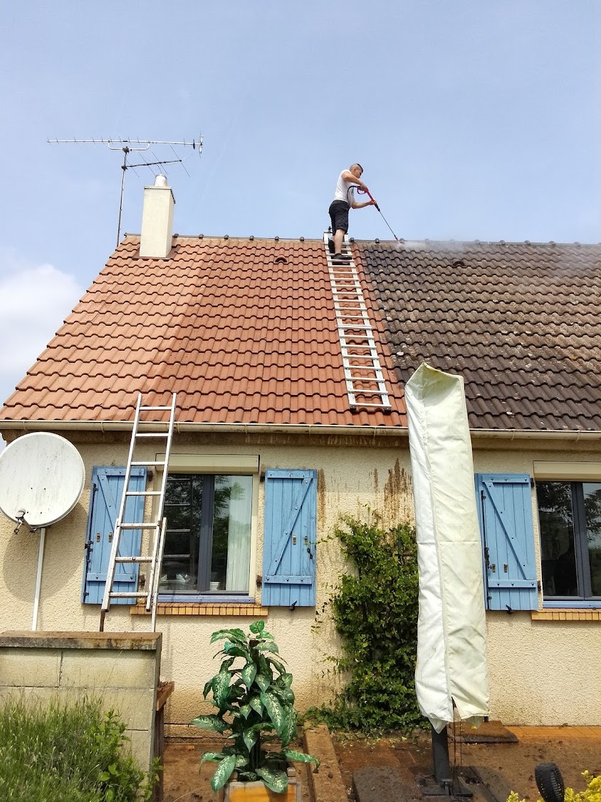 couverture Lancezeux et fils (couverture charpente ravalement demoussage de toitures étanchéité peinture maçonnerie)