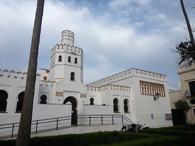 Photos of Biblioteca P&uacute;blica Municipal Mercedes Gaibrois