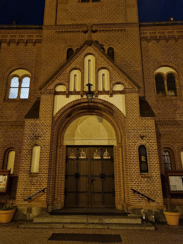 Parafia Matki Bożej Wspomożenia Wiernych w Dąbrówce Wielkiej w Piekarach Śląskich