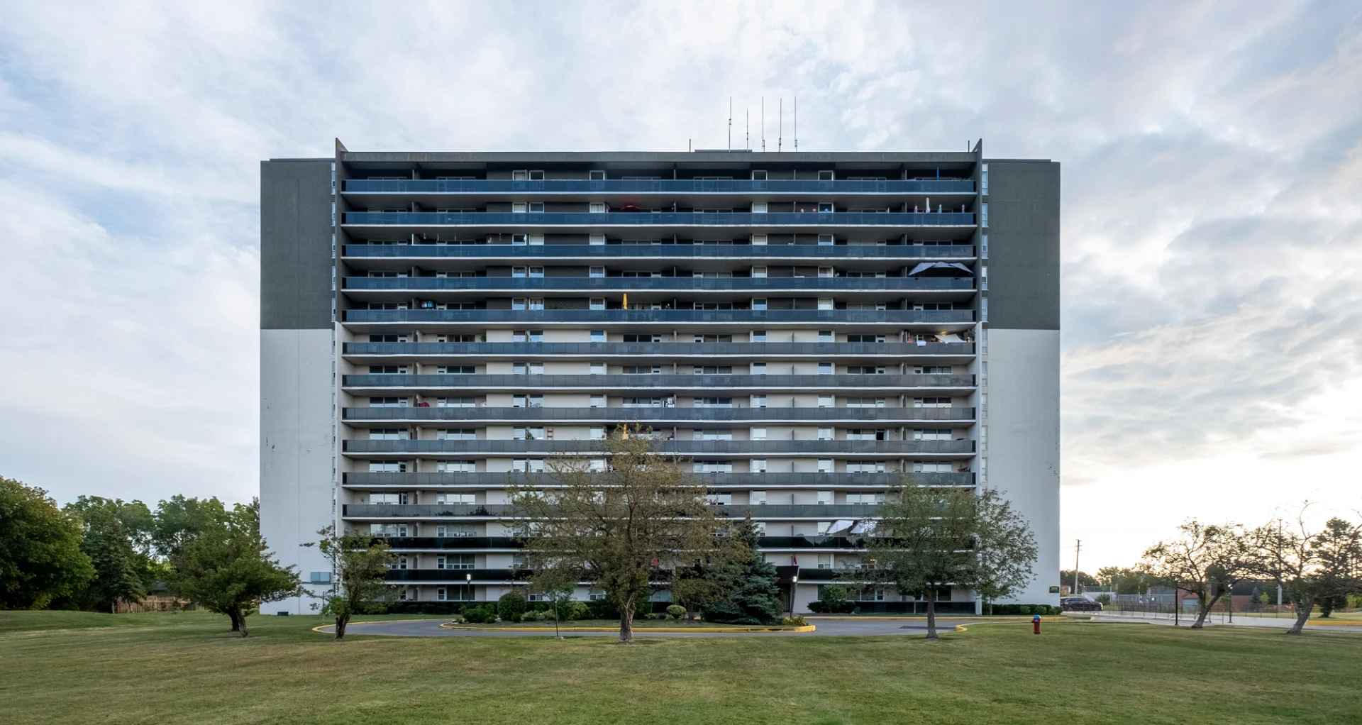 2250 Homelands Drive Apartments