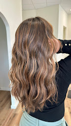 Photo n°2 de Chloé p. à Carbon-Blanc (Salon de coiffure)