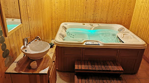 Photo n°1 de Institut Beauté création à Segré-en-Anjou Bleu (Institut de beauté)