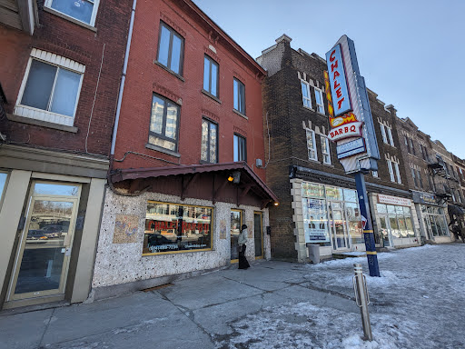 Chalet Bar-B-Q - Thumbnail