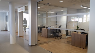 Photo n°9 de Concession Volkswagen Bergerac Jean Largarde à Bergerac (Garage automobile)