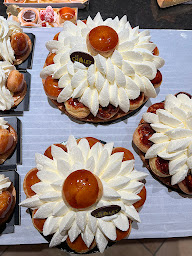 Photo n°8 de Boulangerie Pâtisserie Le Chalet à Charbonnières-les-Bains (Pâtisserie)