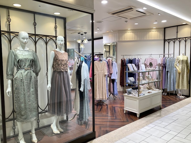 エメ天神ソラリアプラザ店