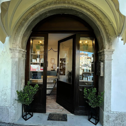 La Maison delle Unghie - Studio Specializzato in mani e piedi - Thumbnail